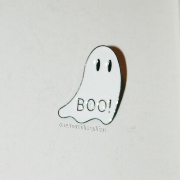 Halloween Ghost/Spirit of the Dead Boo! Pin - Picture 2 of 4